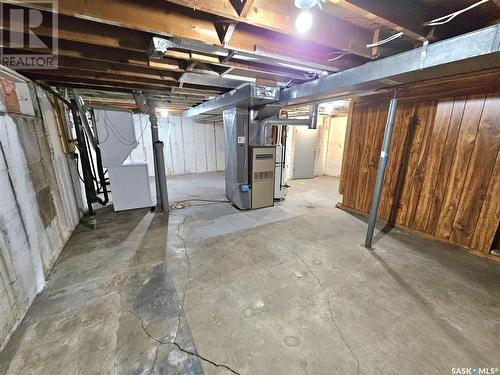 2627 Lindsay Street, Regina, SK - Indoor Photo Showing Basement