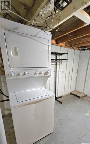 2627 Lindsay Street, Regina, SK - Indoor Photo Showing Laundry Room