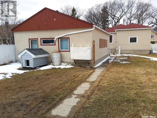 2627 Lindsay Street, Regina, SK - Outdoor With Exterior