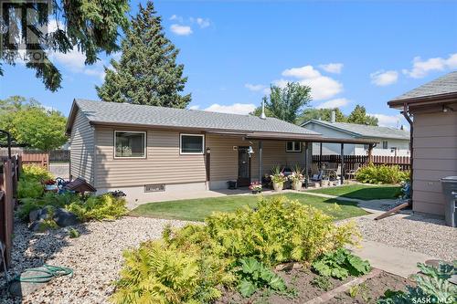 1008 Northumberland Avenue, Saskatoon, SK - Outdoor With Deck Patio Veranda With Exterior