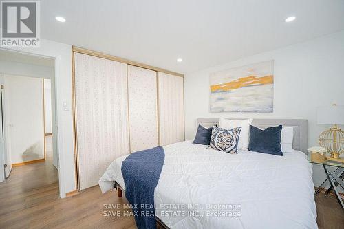 2 Geneva Crescent, Brampton, ON - Indoor Photo Showing Bedroom