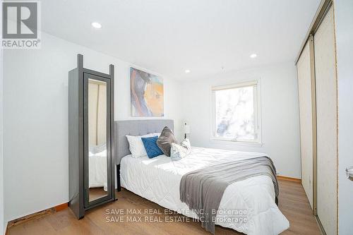 2 Geneva Crescent, Brampton, ON - Indoor Photo Showing Bedroom