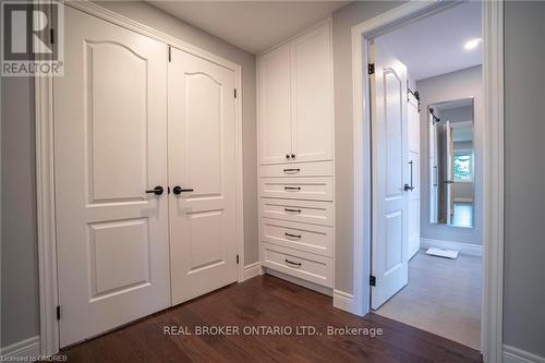 1621 Bayshire Drive, Oakville, ON - Indoor Photo Showing Other Room