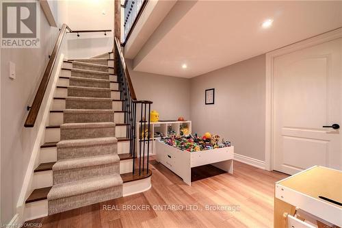 1621 Bayshire Drive, Oakville, ON - Indoor Photo Showing Other Room