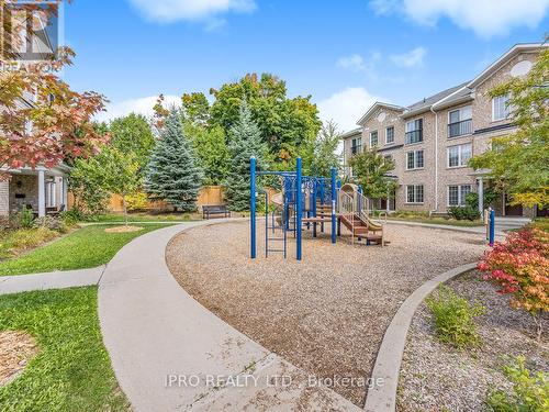 305 - 35 Strangford Lane, Toronto, ON - Outdoor