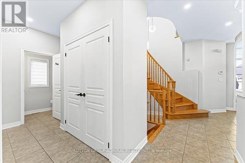 43 Grand Oak Drive, Richmond Hill, ON - Indoor Photo Showing Other Room