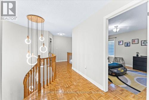 43 Grand Oak Drive, Richmond Hill, ON - Indoor Photo Showing Other Room