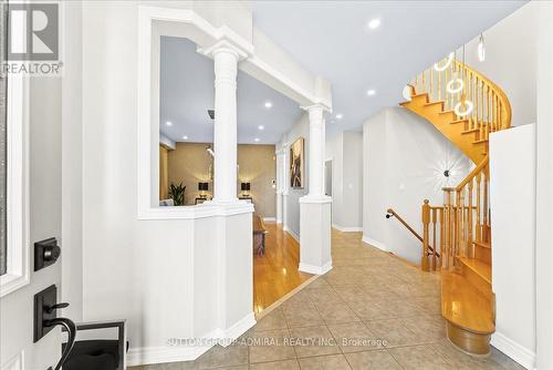 43 Grand Oak Drive, Richmond Hill, ON - Indoor Photo Showing Other Room