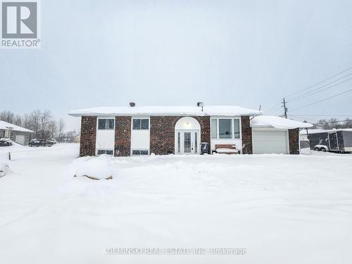 143 Tamarack Street, Iroquois Falls, ON - Outdoor