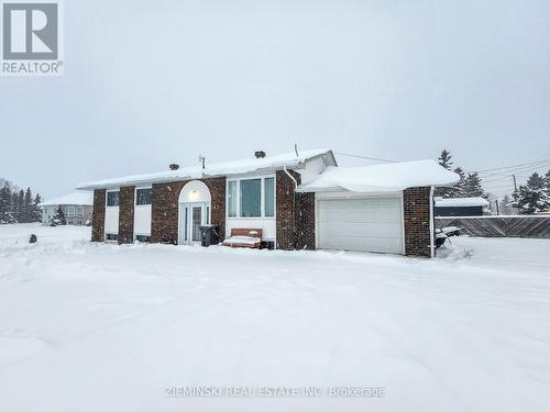 143 Tamarack Street, Iroquois Falls, ON - Outdoor