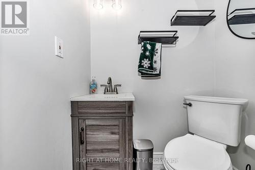 5516 Lion Street, Ottawa, ON - Indoor Photo Showing Bathroom