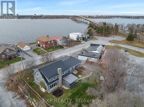 23 Ridley Street, Prince Edward County (Ameliasburgh), ON 