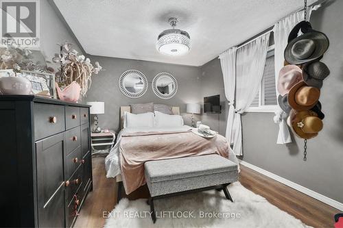 396 Spillsbury Drive, Peterborough (Otonabee), ON - Indoor Photo Showing Bedroom