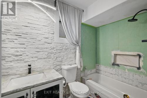 396 Spillsbury Drive, Peterborough (Otonabee), ON - Indoor Photo Showing Bathroom