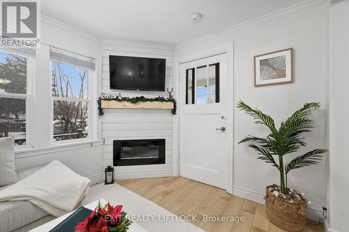 580 King George Street, Peterborough (Otonabee), ON - Indoor Photo Showing Living Room With Fireplace