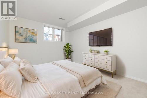 24 Lakepointe Drive, Ottawa, ON - Indoor Photo Showing Bedroom