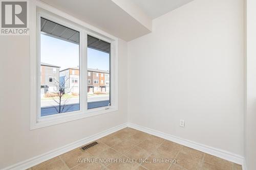 24 Lakepointe Drive, Ottawa, ON - Indoor Photo Showing Other Room