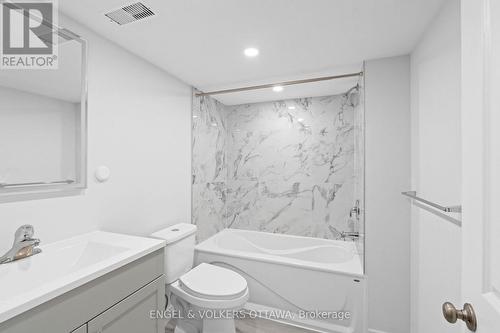 759 Cairn Crescent, Ottawa, ON - Indoor Photo Showing Bathroom