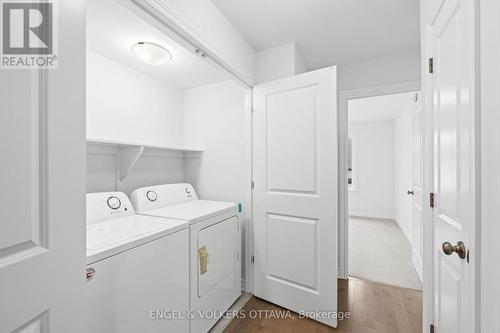 759 Cairn Crescent, Ottawa, ON - Indoor Photo Showing Laundry Room