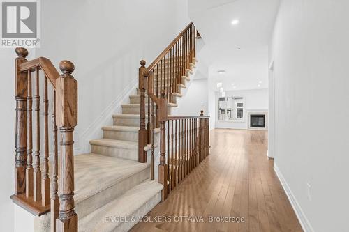 759 Cairn Crescent, Ottawa, ON - Indoor Photo Showing Other Room