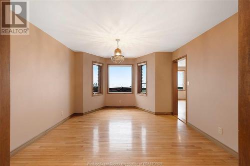 385 Lakeview Drive, Lakeshore, ON - Indoor Photo Showing Other Room