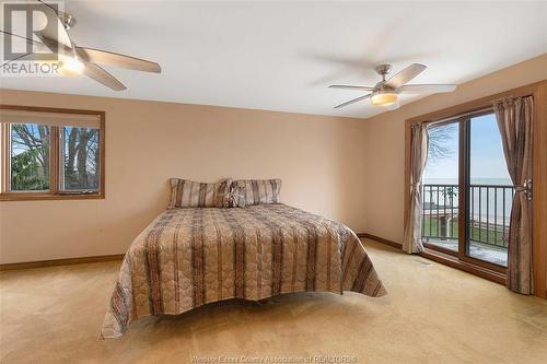 385 Lakeview Drive, Lakeshore, ON - Indoor Photo Showing Bedroom