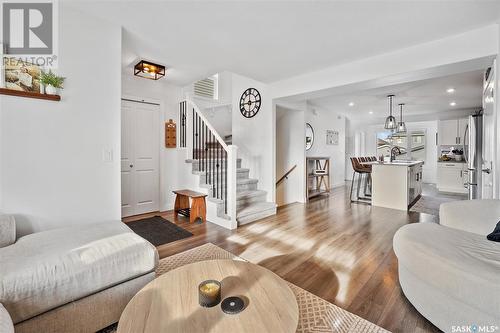 734 Kolynchuk Court, Saskatoon, SK - Indoor Photo Showing Living Room