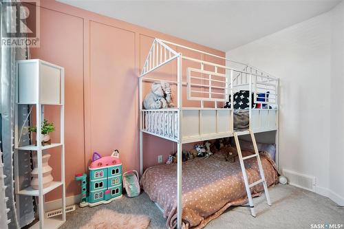 734 Kolynchuk Court, Saskatoon, SK - Indoor Photo Showing Bedroom