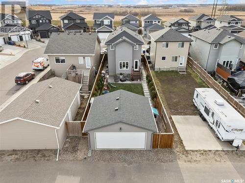 734 Kolynchuk Court, Saskatoon, SK - Outdoor