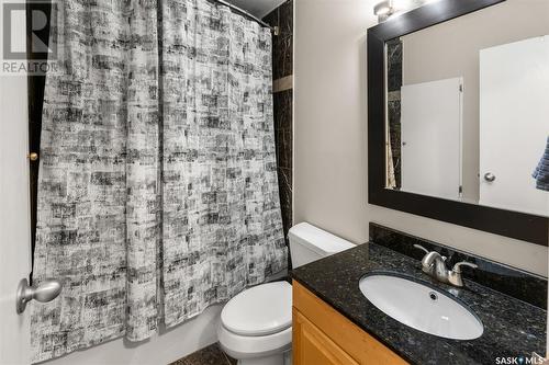 27 331 Pendygrasse Road, Saskatoon, SK - Indoor Photo Showing Bathroom