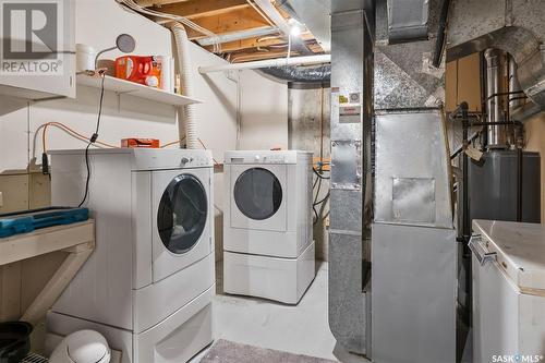 27 331 Pendygrasse Road, Saskatoon, SK - Indoor Photo Showing Laundry Room