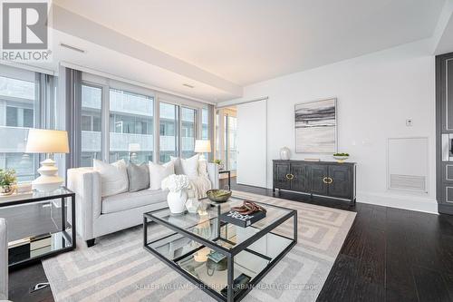 603 - 29 Queens Quay E, Toronto, ON - Indoor Photo Showing Living Room