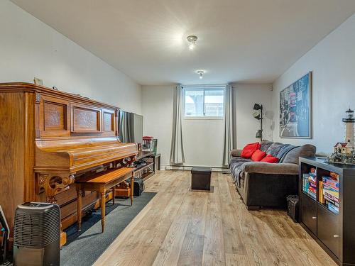 Family room - 9029 Av. Henri-Julien, Montréal (Ahuntsic-Cartierville), QC - Indoor