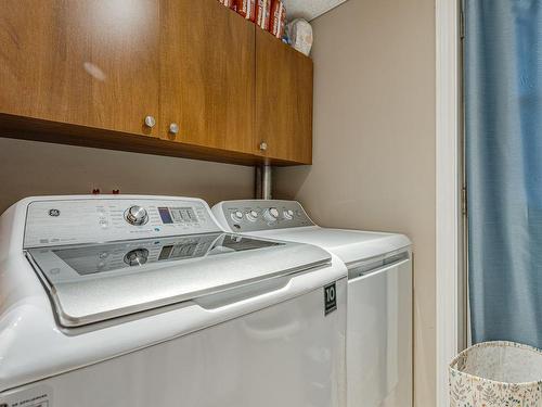 Laundry room - 9029 Av. Henri-Julien, Montréal (Ahuntsic-Cartierville), QC - Indoor Photo Showing Laundry Room