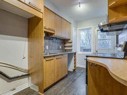 Dwelling - 9029 Av. Henri-Julien, Montréal (Ahuntsic-Cartierville), QC - Indoor Photo Showing Kitchen