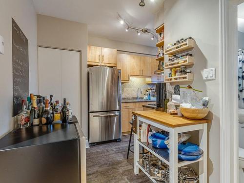 Kitchen - 9029 Av. Henri-Julien, Montréal (Ahuntsic-Cartierville), QC - Indoor Photo Showing Other Room