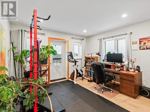 2 Scotia Lane, Whitehorse, YT - Indoor Photo Showing Office