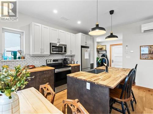 2 Scotia Lane, Whitehorse, YT - Indoor Photo Showing Kitchen With Upgraded Kitchen