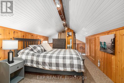 4 Stackwall Lane, Greater Madawaska, ON - Indoor Photo Showing Bedroom