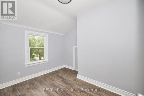 43 Cosby Avenue, St. Catharines (445 - Facer), ON - Indoor Photo Showing Other Room