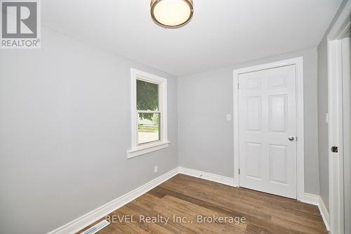 43 Cosby Avenue, St. Catharines (445 - Facer), ON - Indoor Photo Showing Other Room