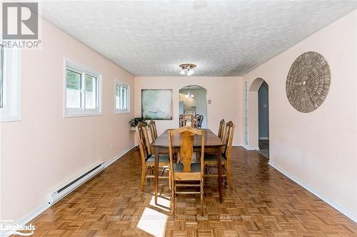 229 Bruce Road 23, Kincardine, ON - Indoor Photo Showing Dining Room