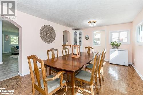 229 Bruce Road 23, Kincardine, ON - Indoor Photo Showing Dining Room