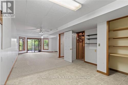 222 2Nd Avenue, Hanover, ON - Indoor Photo Showing Other Room