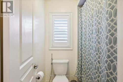 3083 Streamwood Passage, Oakville, ON - Indoor Photo Showing Bathroom