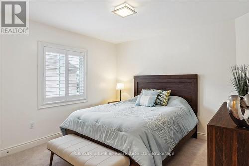 3083 Streamwood Passage, Oakville, ON - Indoor Photo Showing Bedroom