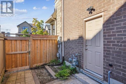 3083 Streamwood Passage, Oakville, ON - Outdoor With Exterior