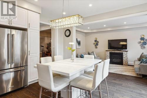 3083 Streamwood Passage, Oakville, ON - Indoor Photo Showing Dining Room