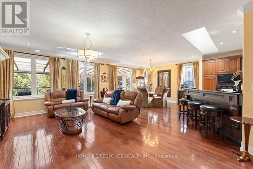 17 Mcnutt Street, Brampton, ON - Indoor Photo Showing Living Room