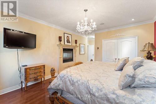 17 Mcnutt Street, Brampton, ON - Indoor Photo Showing Bedroom